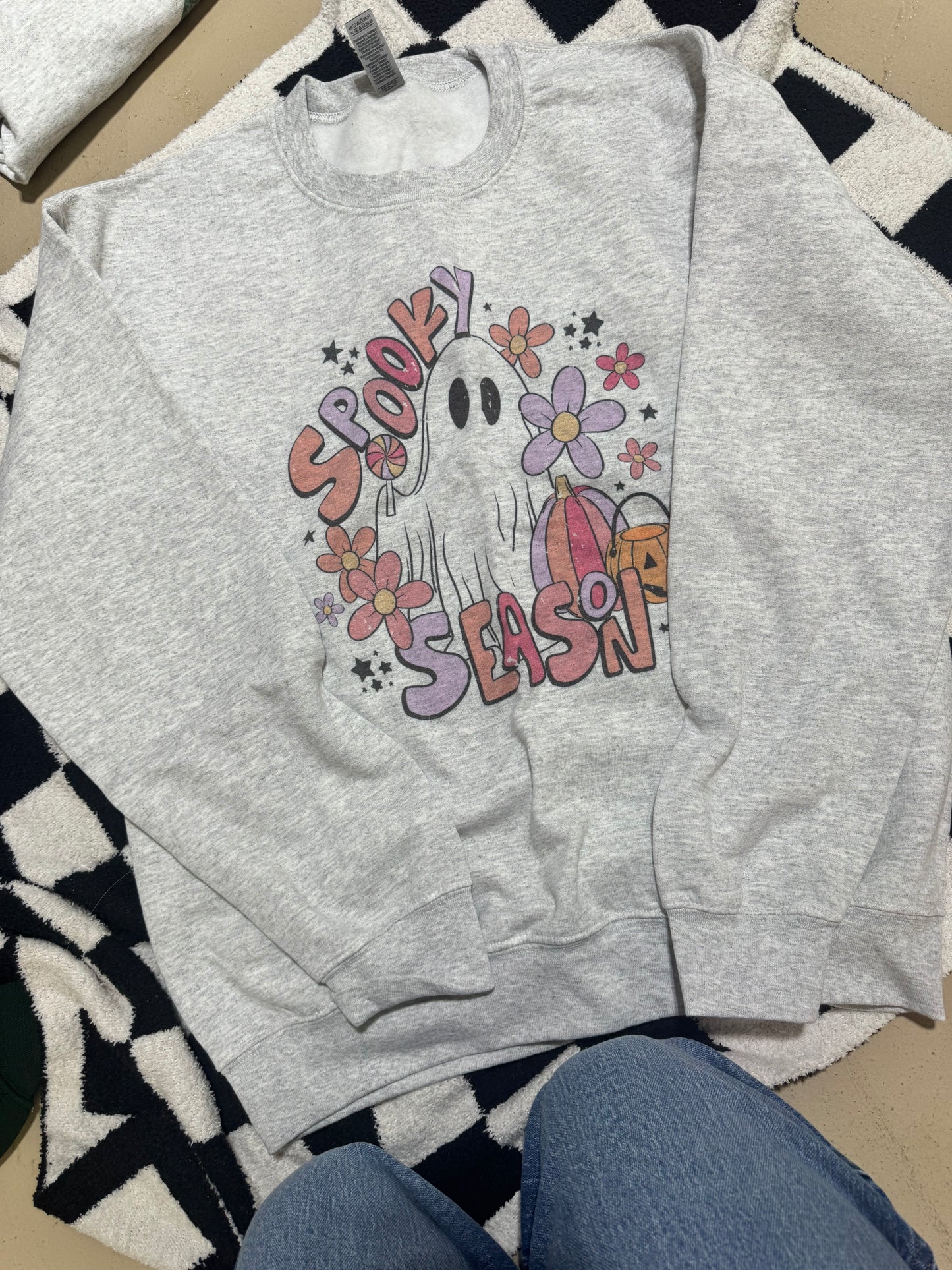 Spooky season sweatshirt | m | READY TO SHIP