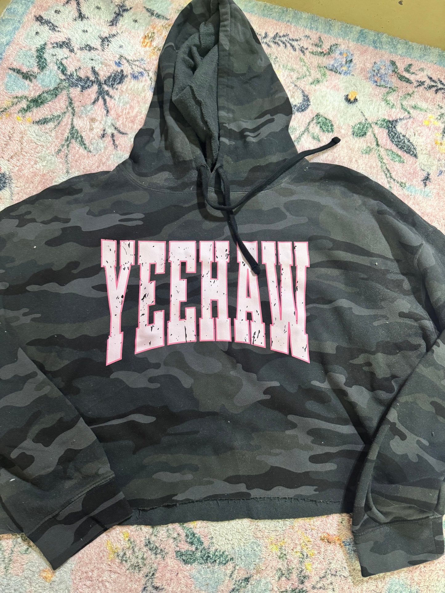 Yeehaw cropped camo hoodie | xl | READY TO SHIP