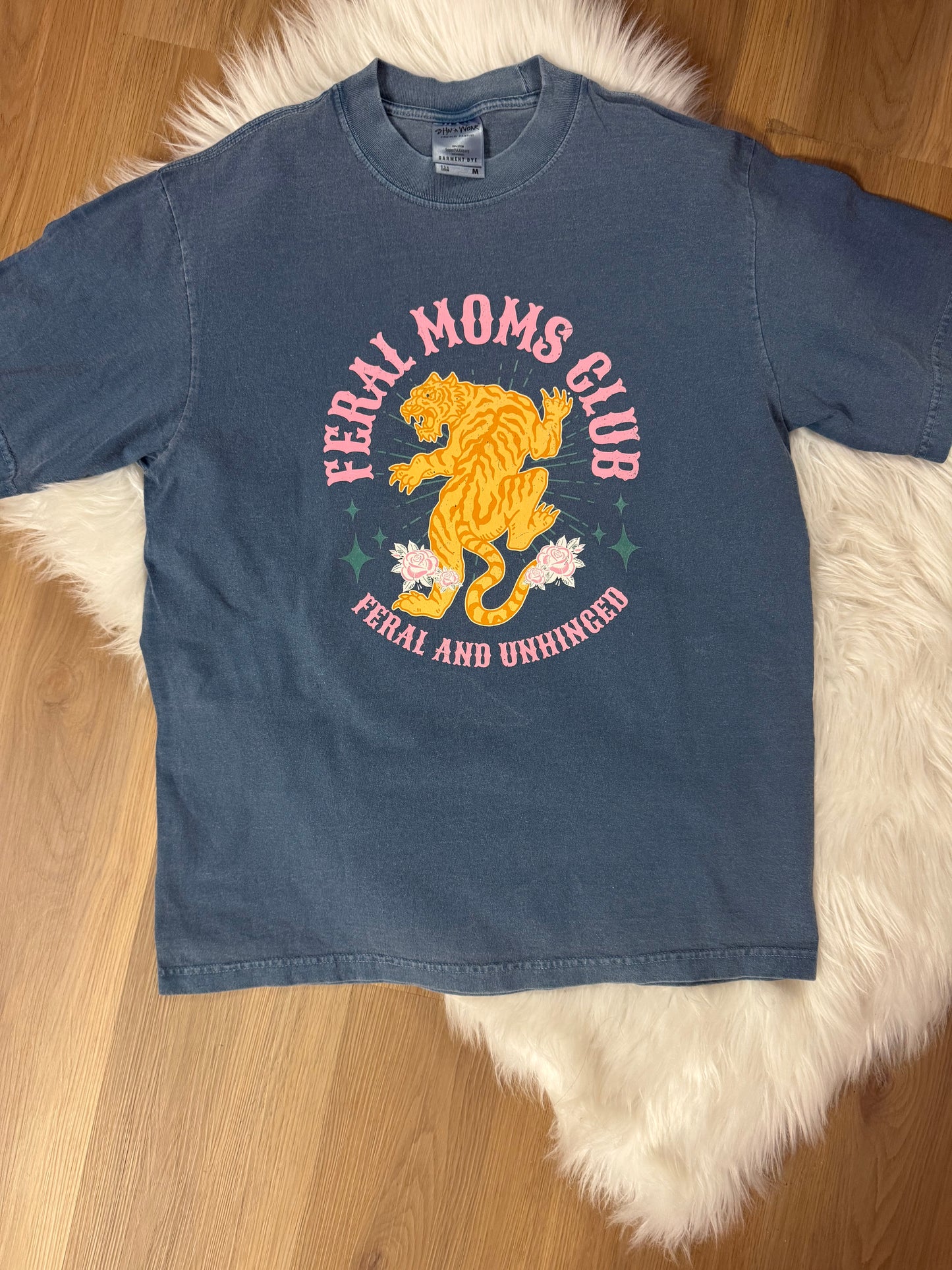Feral Moms | M | READY TO SHIP