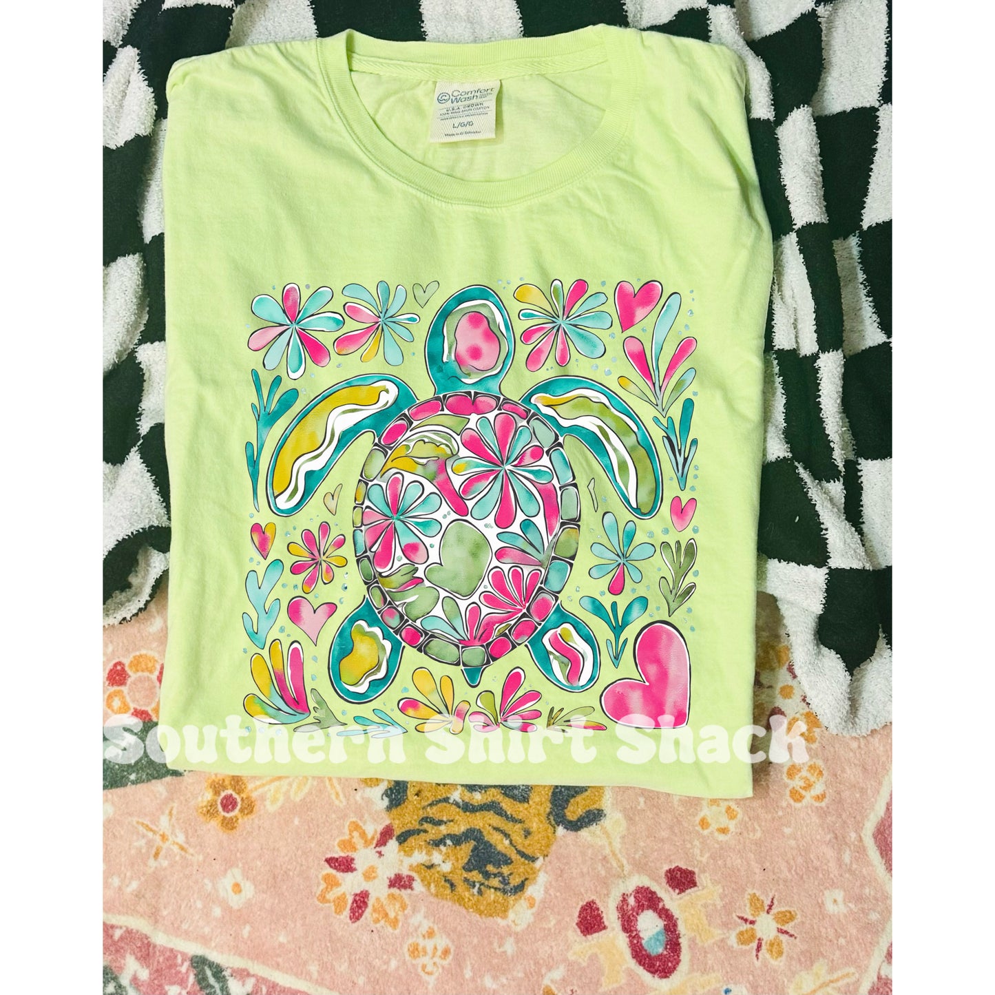 Floral Sea Turtle Comfort Wash tee | Chic Lime