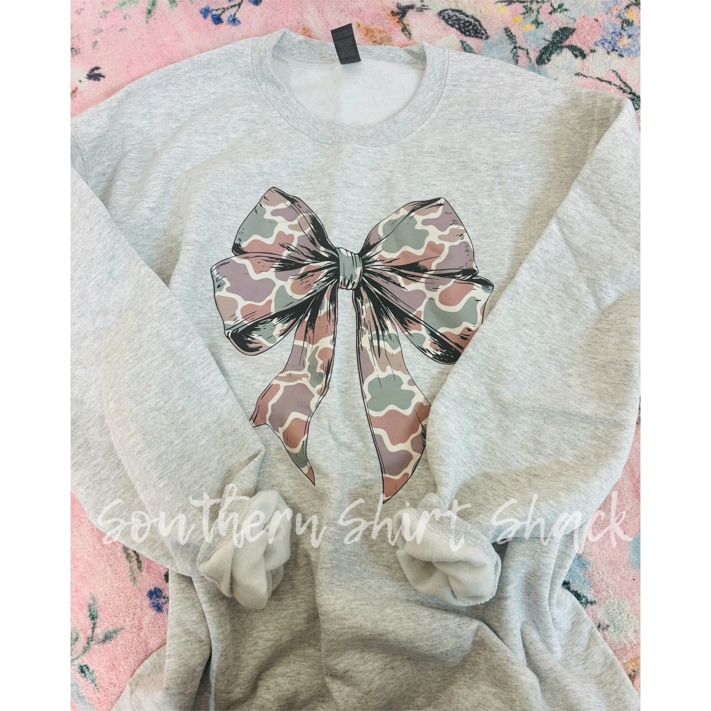 Light Duck Camo Bow Sweatshirt | Ash Gray