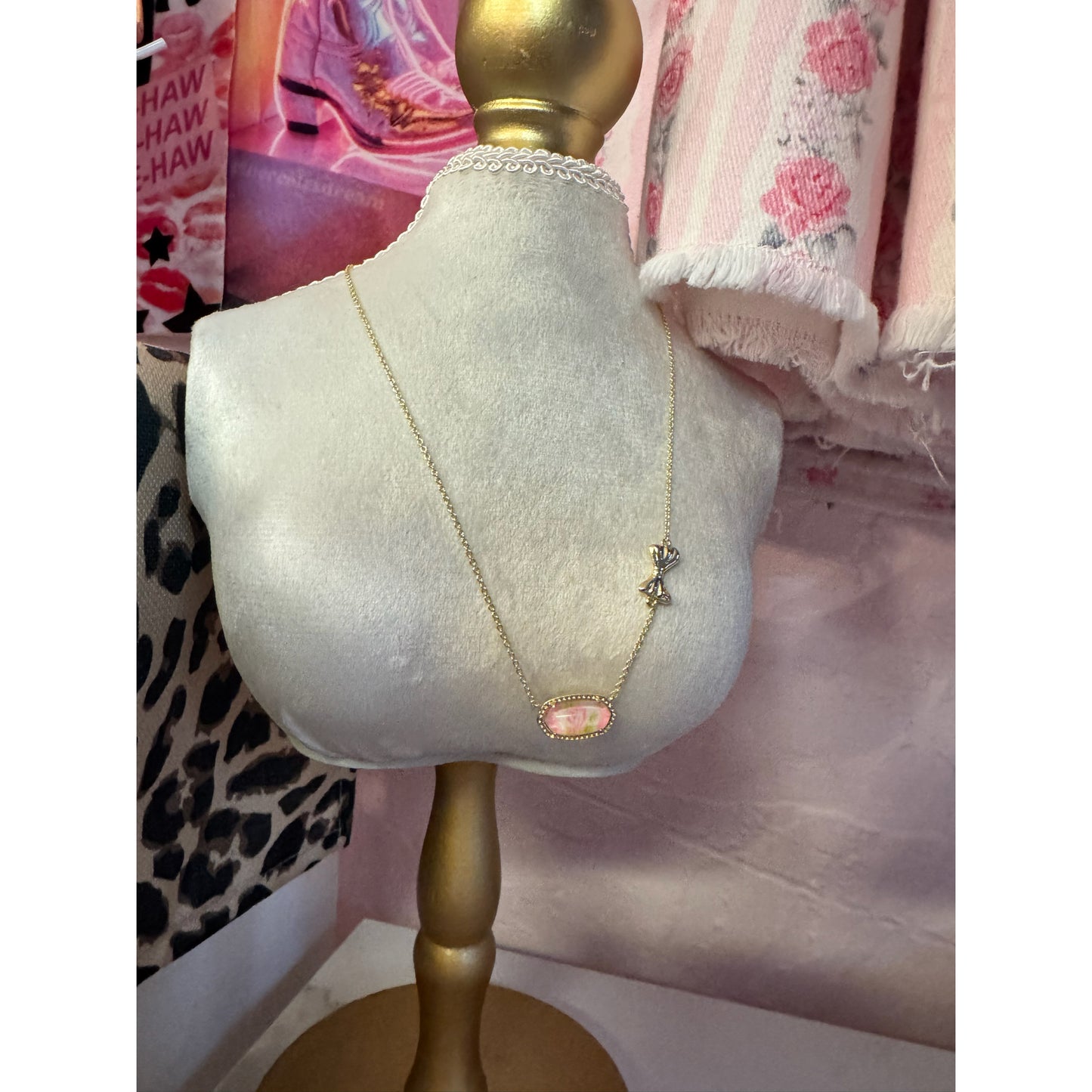Fancy Floral oval necklace | ready to ship