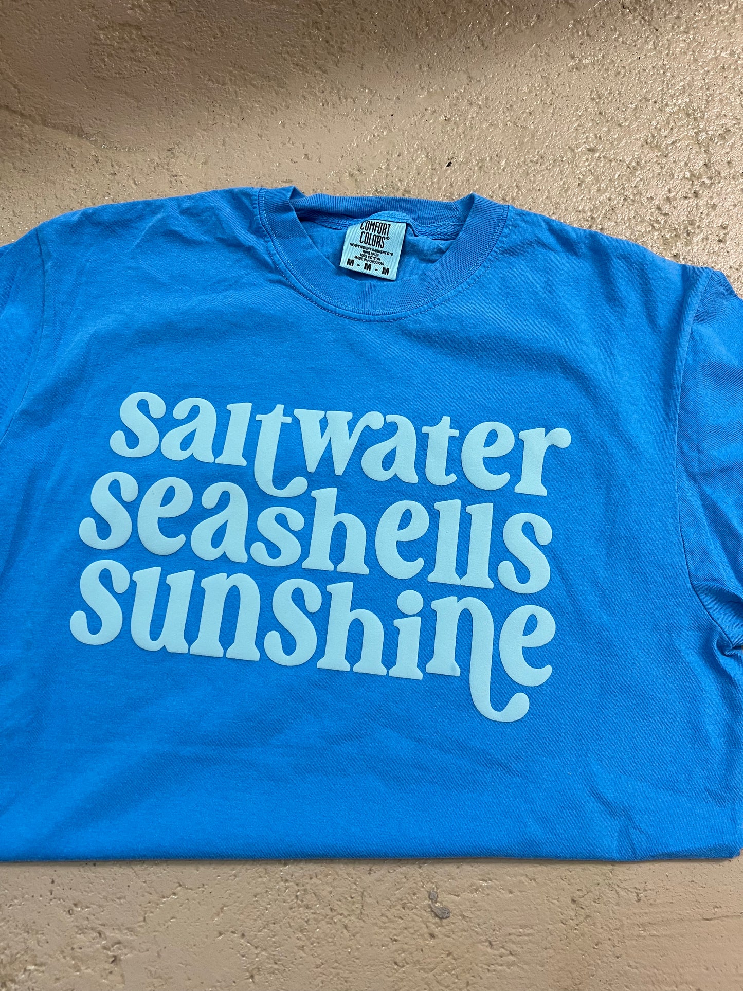 Saltwater seashell sunshine puff cc tee - Medium