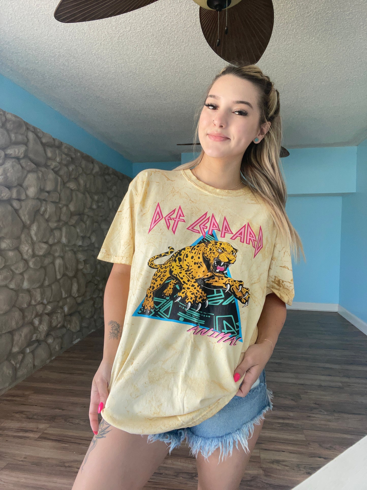 Def band tee | Acid Wash Comfort Colors