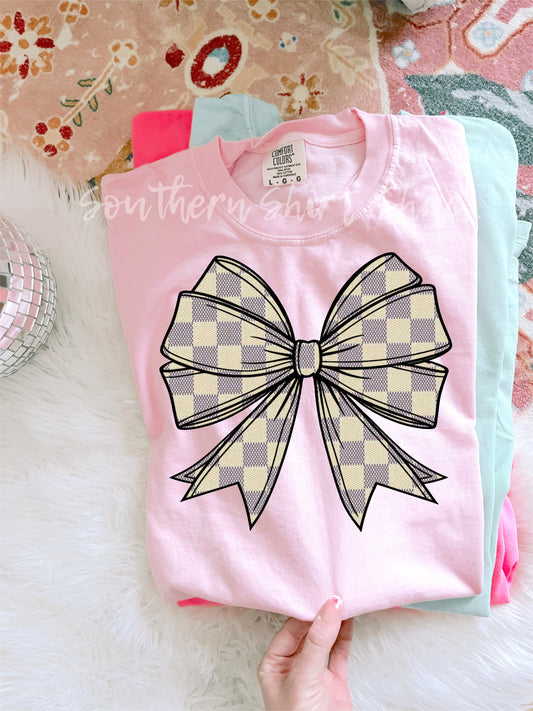 Checkered Bow Comfort Colors tee | Blossom
