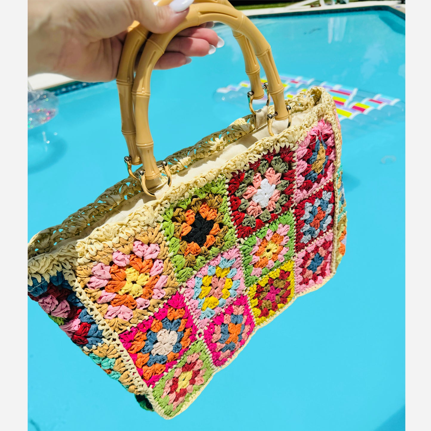 Granny Square straw bag