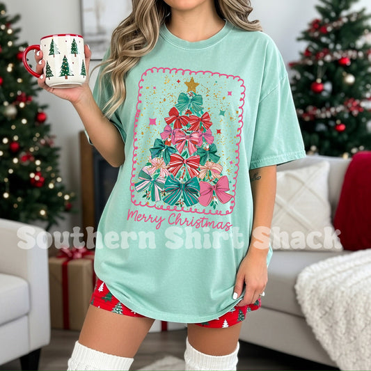 Bow Christmas Tree Tee | Chalky Mint Comfort Colors Tee