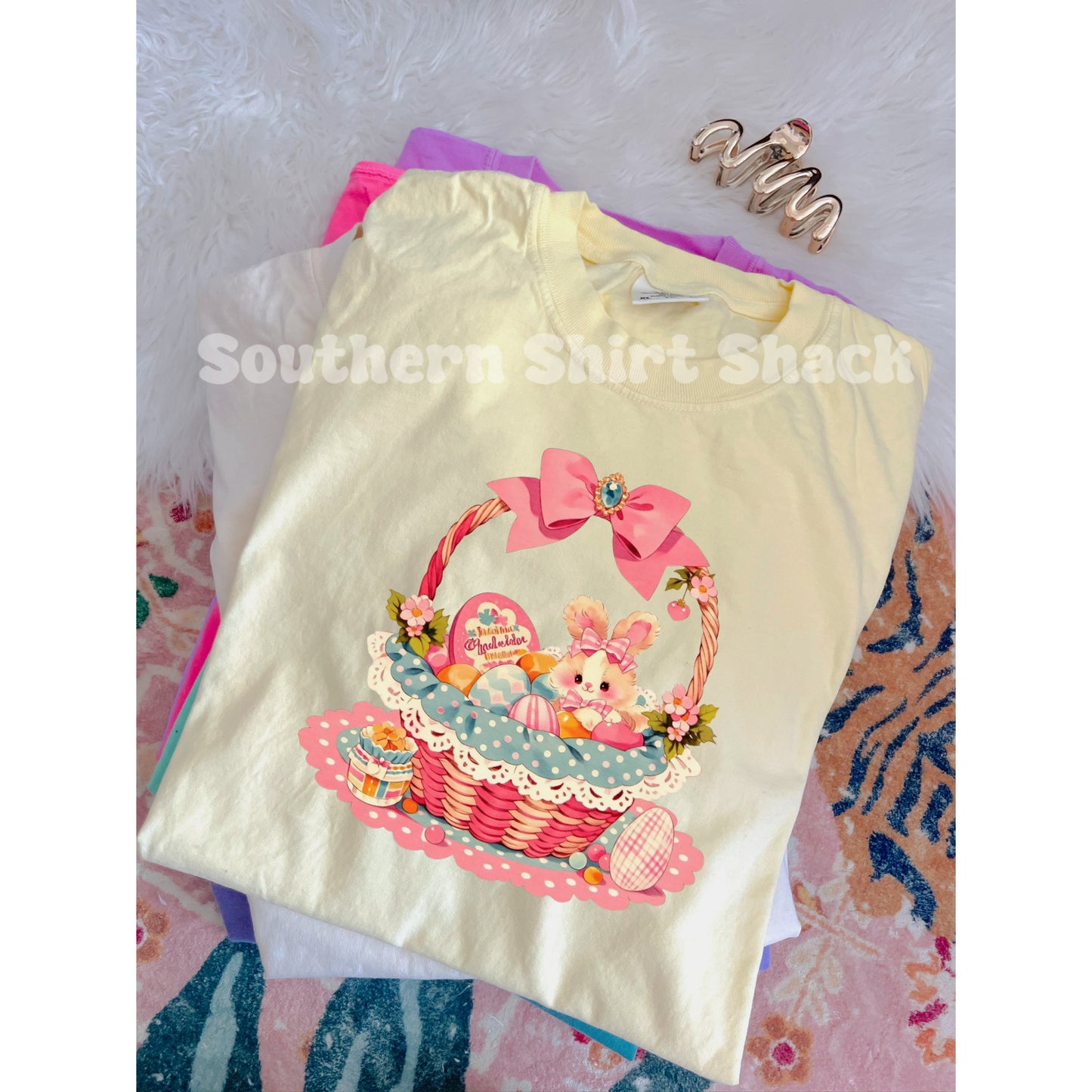 Vintage Easter Basket Comfort Colors Tee | Banana