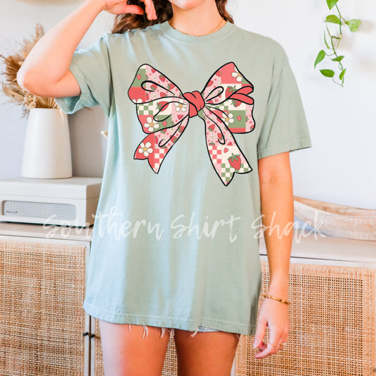 Strawberry Bow Patchwork Comfort Colors tee | Bay