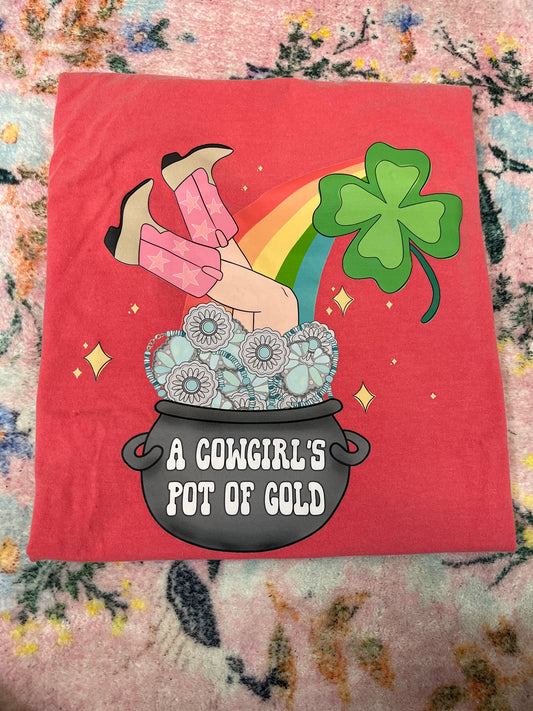 Oopsie cowgirl pot of gold cc tee size M | READY TO SHIP