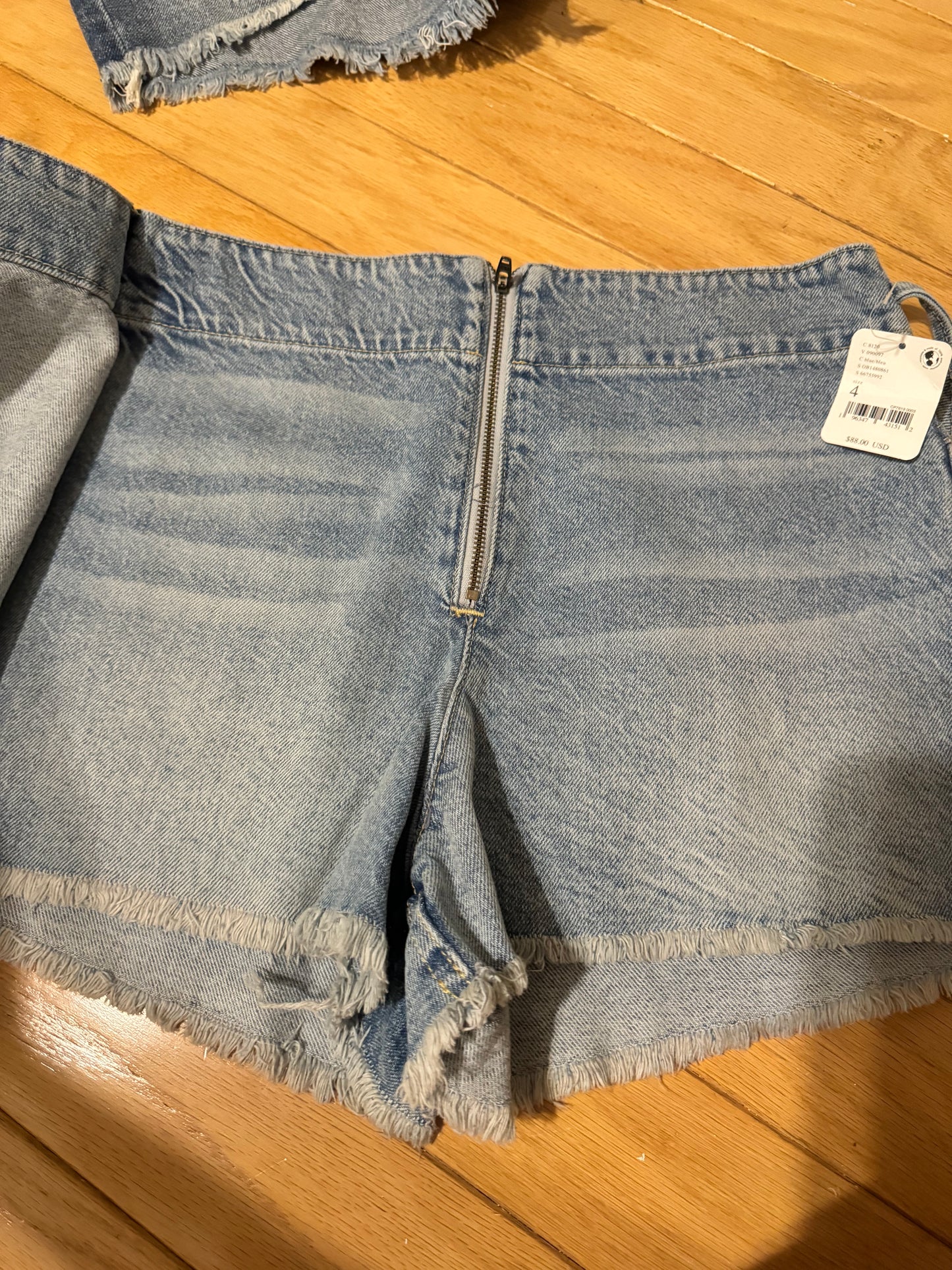 Free People denim skort- size 4- NWT