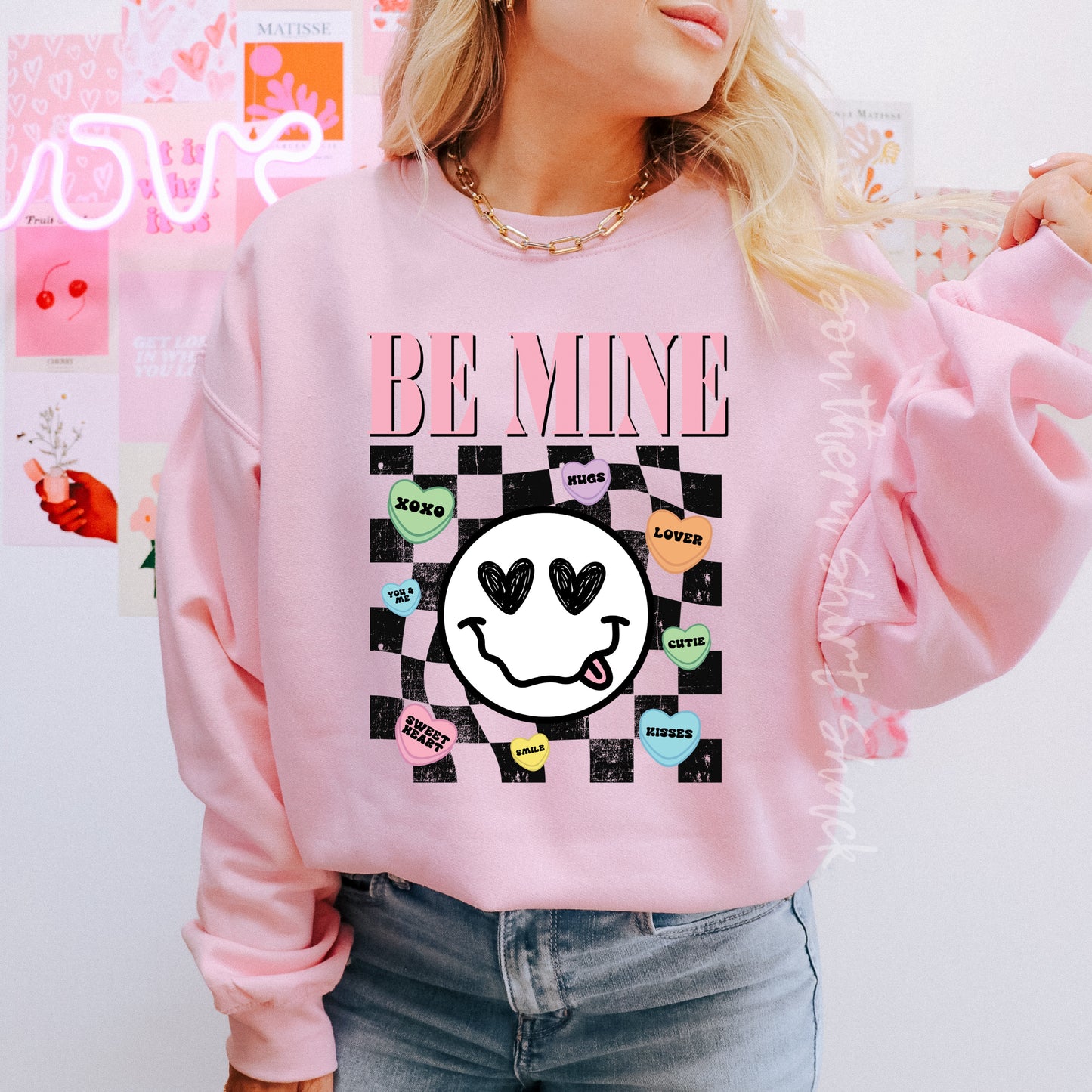 Be Mon Smiley Conversation Hearts | Light Pink Sweatshirt