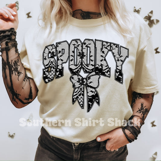 Spooky Lace Bow Comfort Colors tee | Ivory