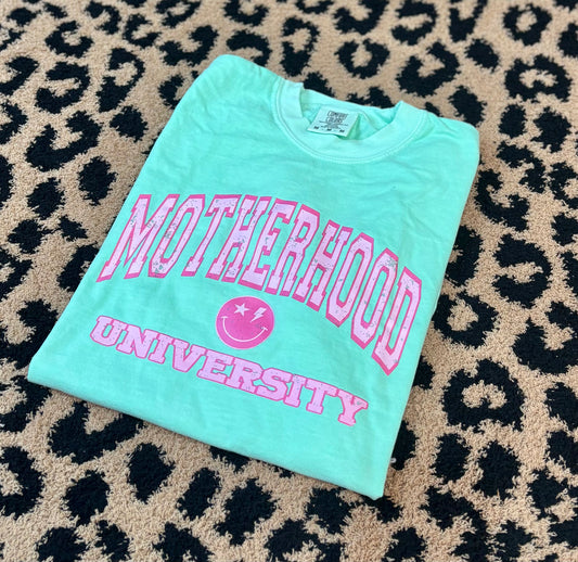 Oopsie motherhood university cc shirt | MEDIUM | READY TO SHIP