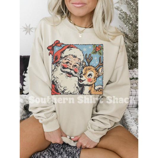 Nostalgic Santa & Reindeer | Sand Sweatshirt
