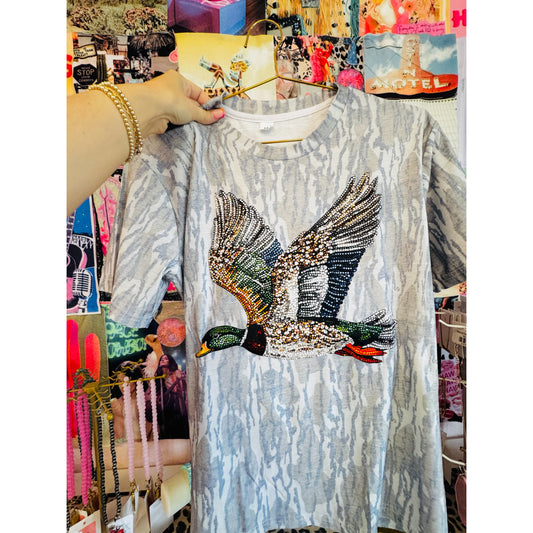 Faux Sequin Mallard Camo Printed Tee