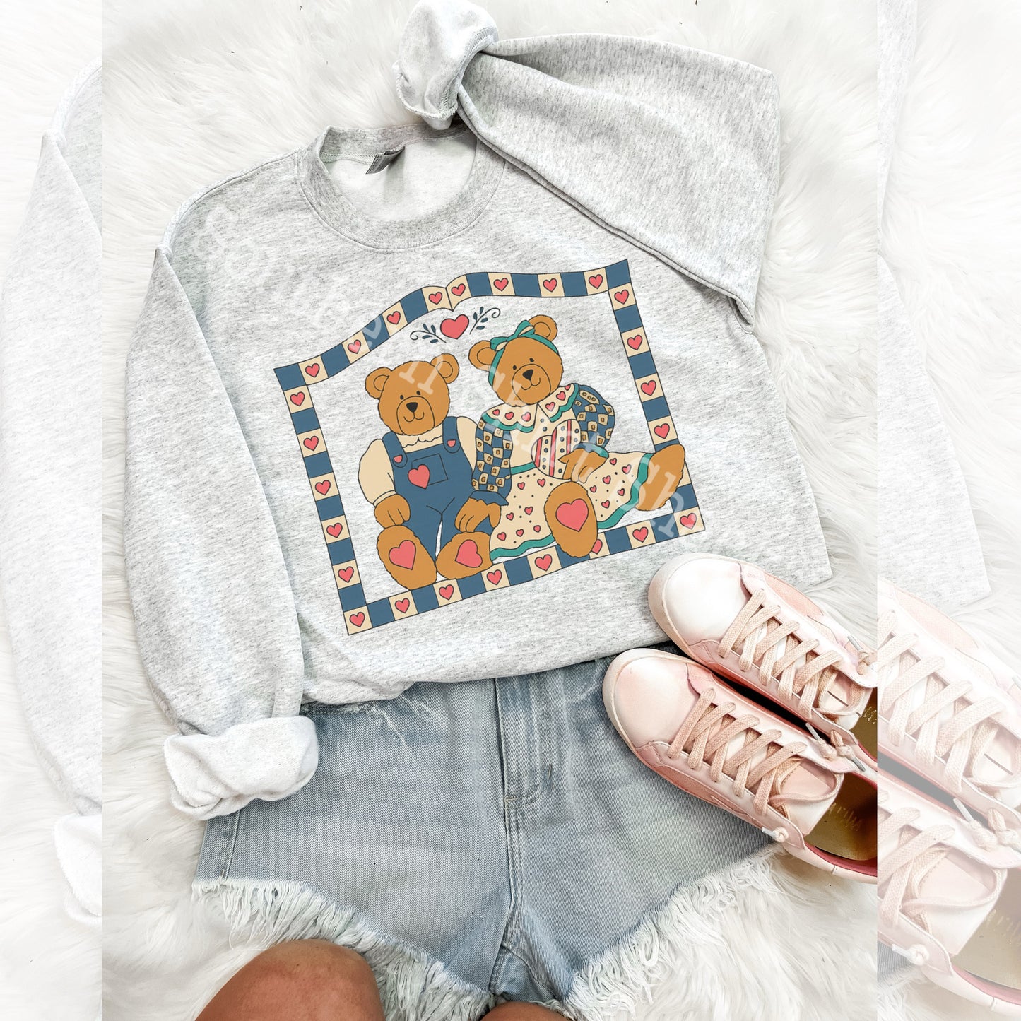 Vintage Granny Style Teddy Bears | Ash Gray Sweatshirt