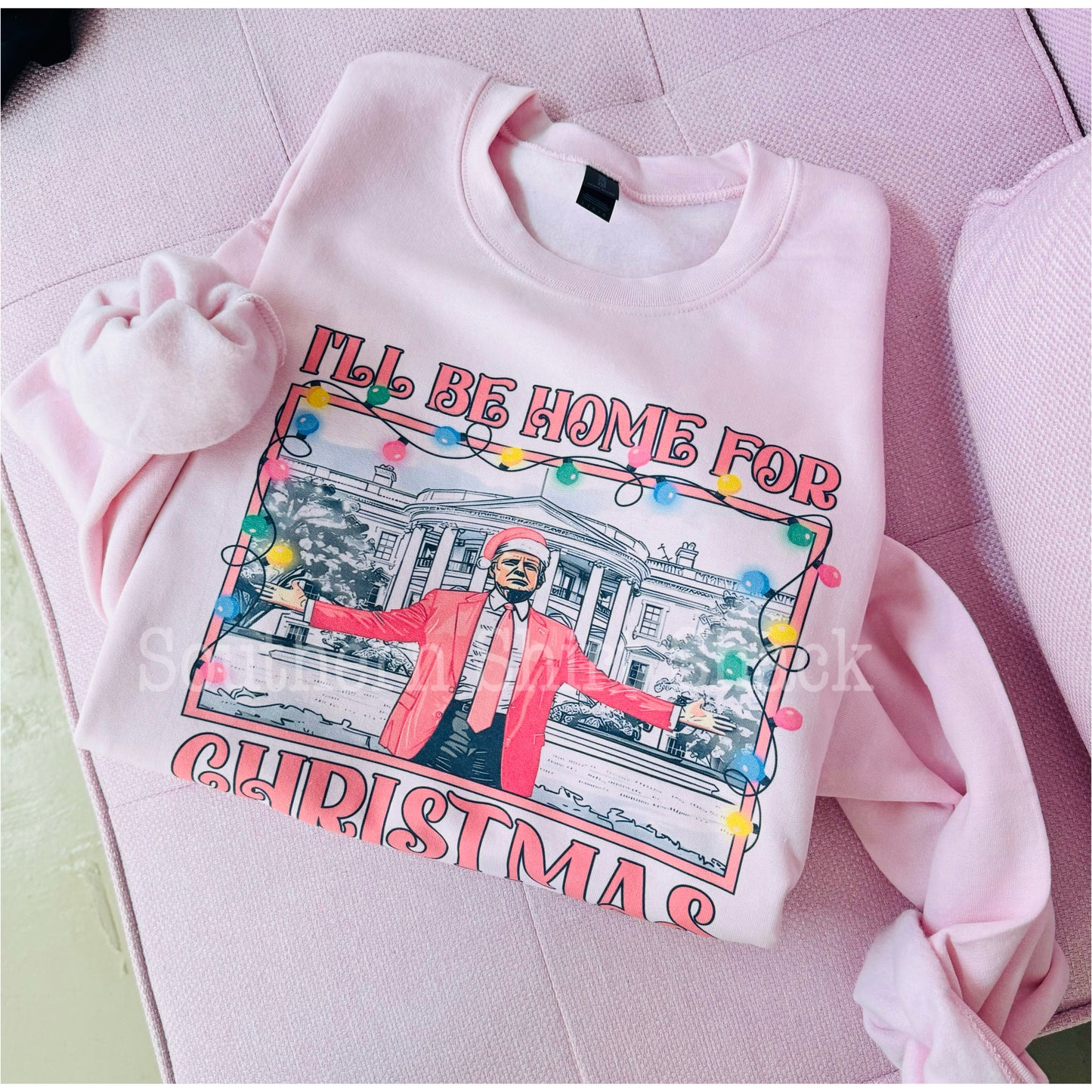 Pink Trump I’ll be home for Christmas | Light Pink Sweatshirt