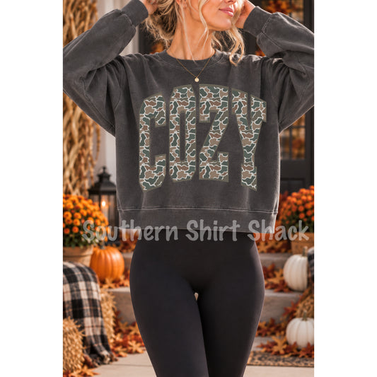 COZY Duck Camo | Pepper Comfort Colors Cropped Sweatshirt