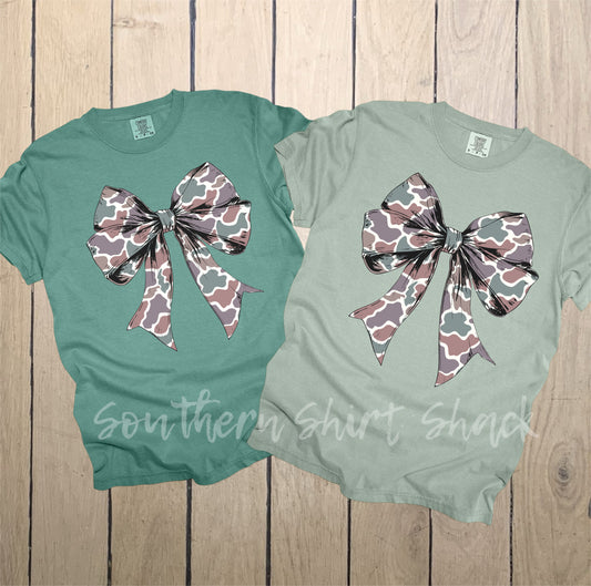 Camo Bow Comfort Colors Tee | Mattei Mom Collection