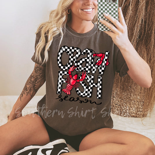 Checkered Crawfish Season Comfort Colors tee | Pepper