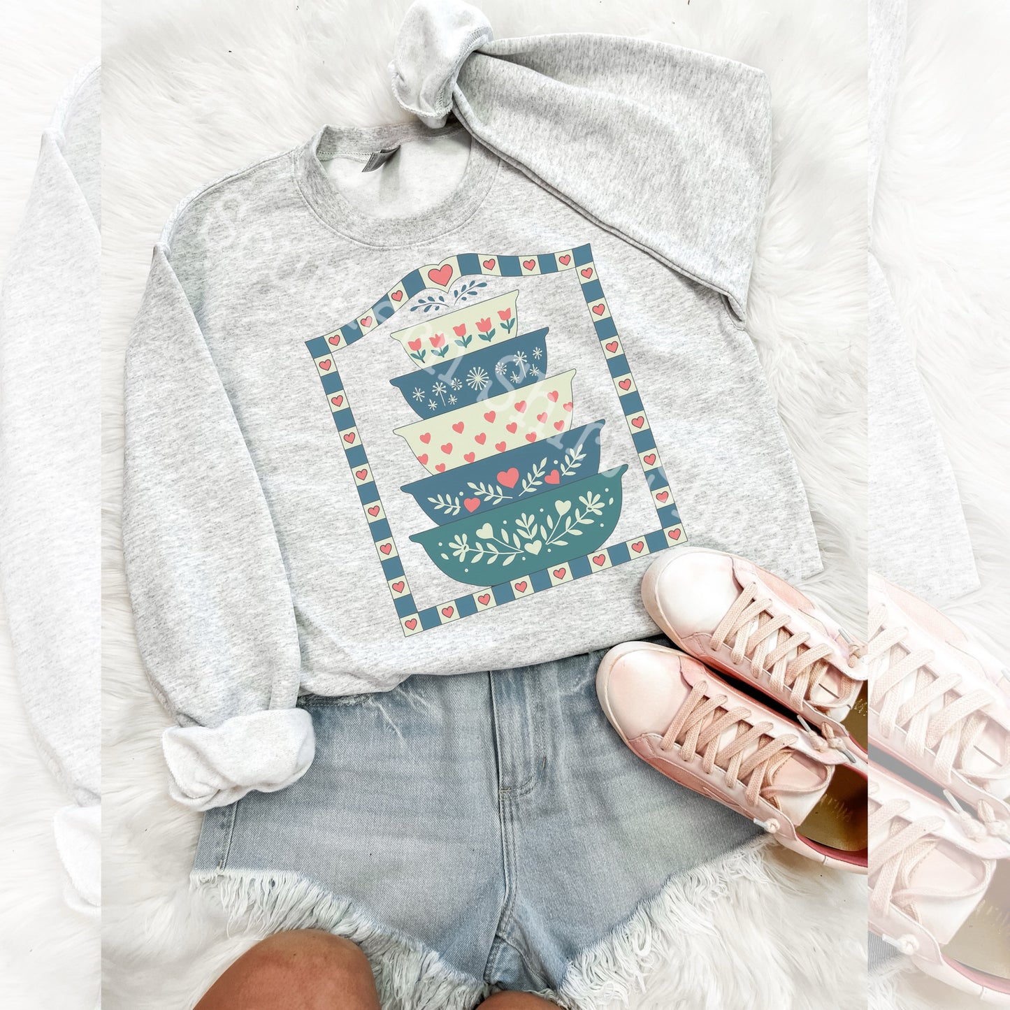 Vintage Pyrex Blue & White | Ash Gray Sweatshirt