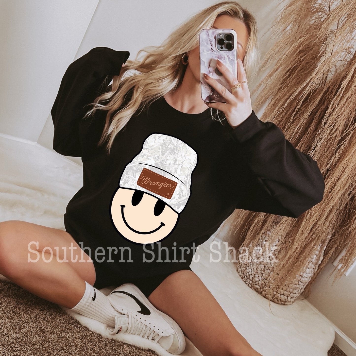 Smiley Camo Beanie Sweatshirt | Black
