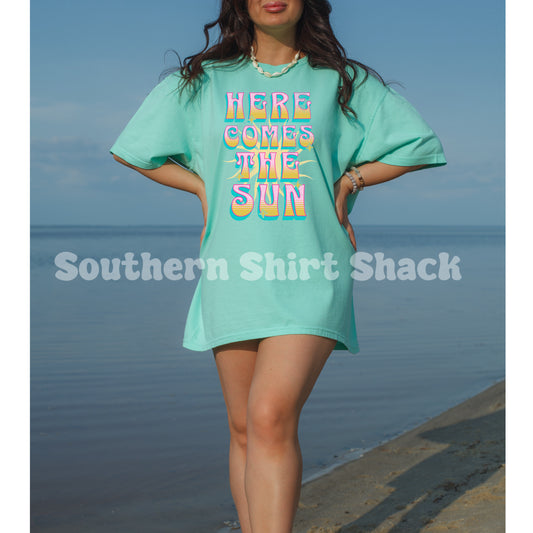 Retro Here comes the Sun Comfort Colors tee | Island Reef