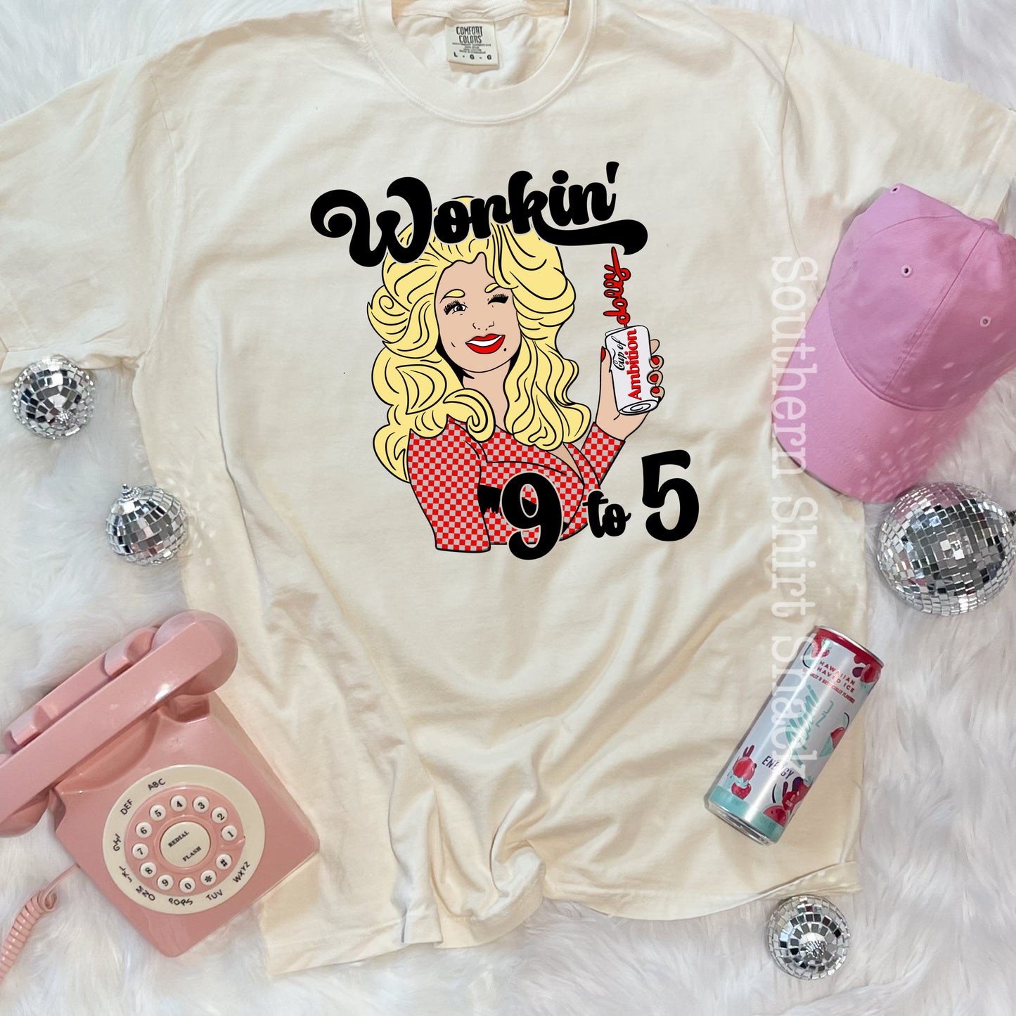 Workin 9-5 Dolly | Ivory Comfort Colors tee