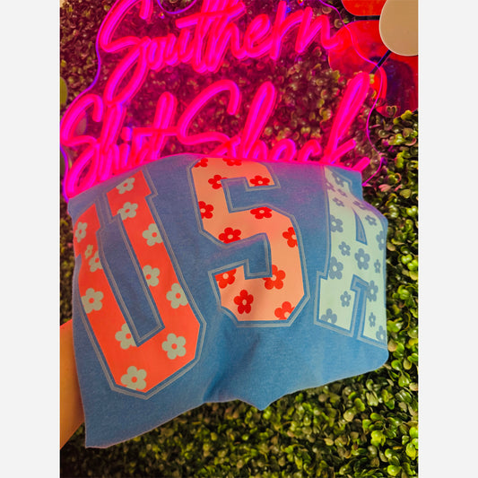 Groovy USA flowers CC tee
