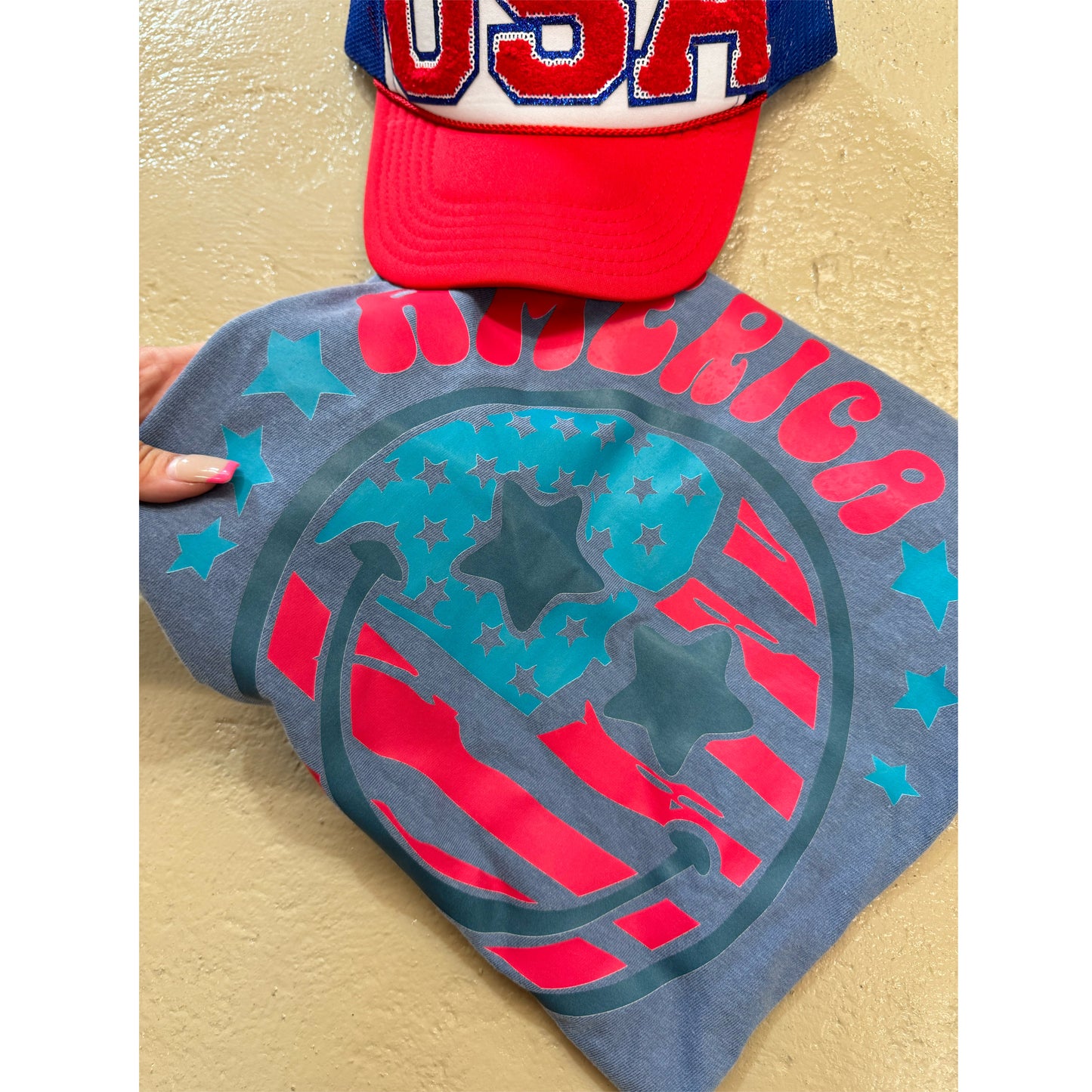 Patriotic Smiley | READY TO SHIP TEE