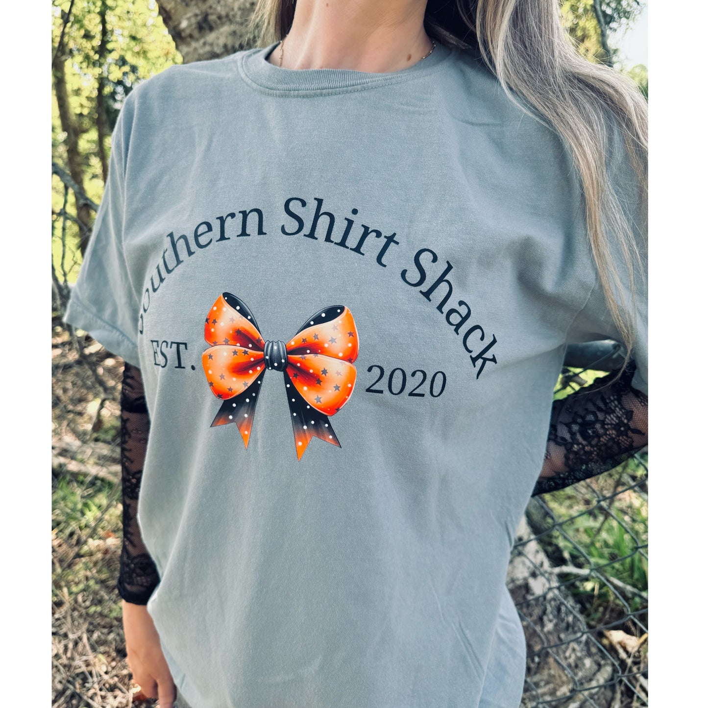 Southern Shirt Shack Halloween Bow | Granite CC tee