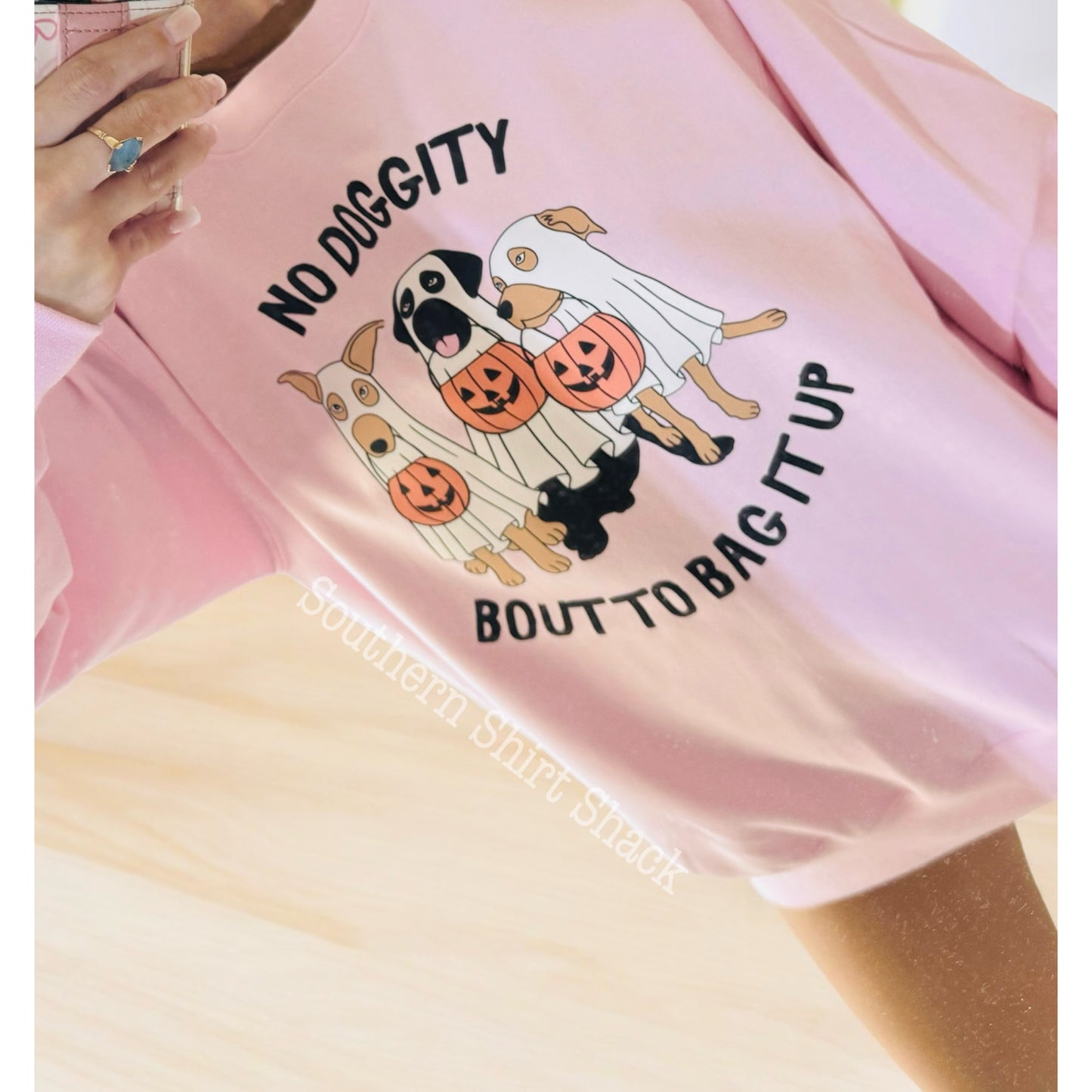 No Doggity, bout to bag it up | Light Pink Sweatshirt