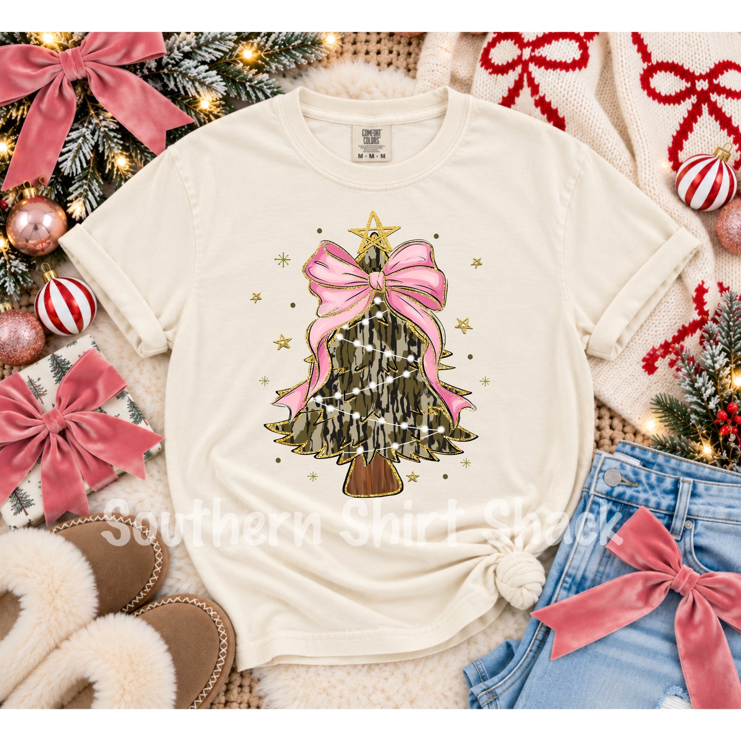 Camo Christmas Tree Bow | Ivory Comfort Colors Tee