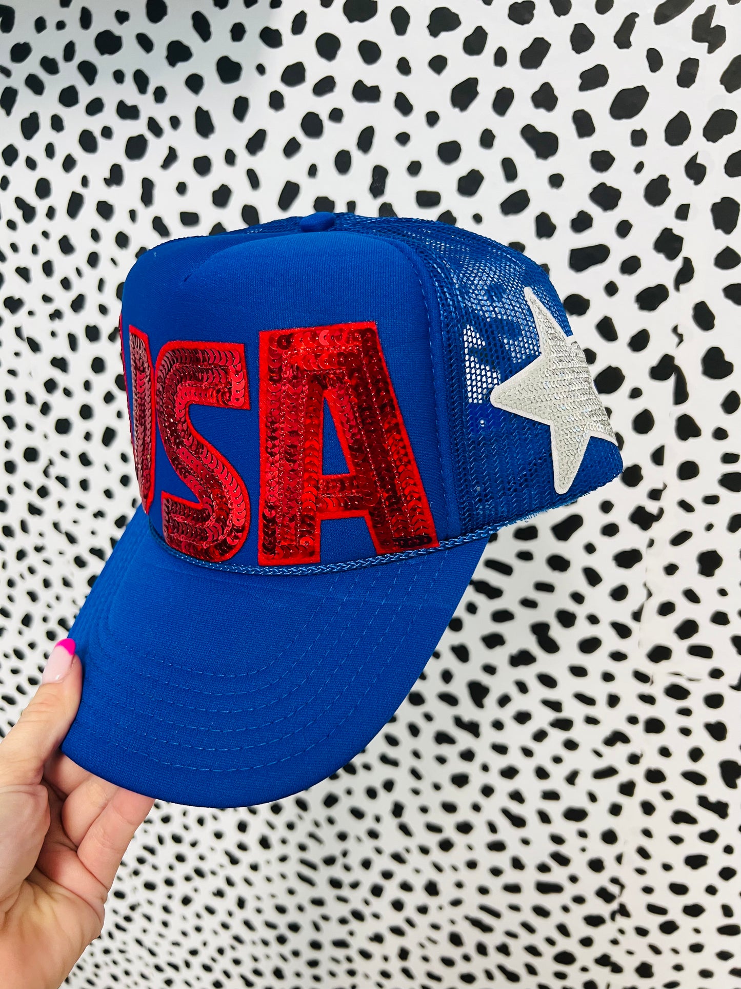 USA blue & red trucker hat