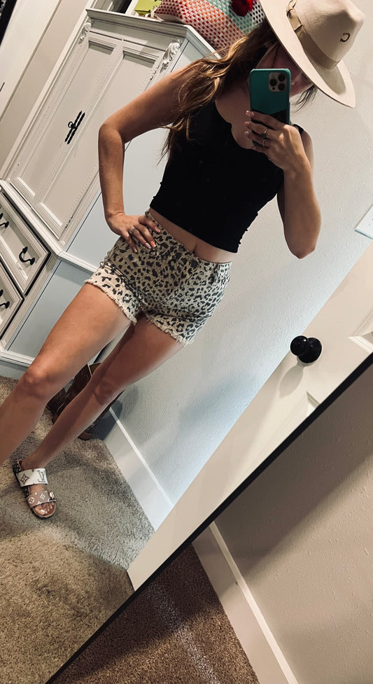 KanCan leopard shorts